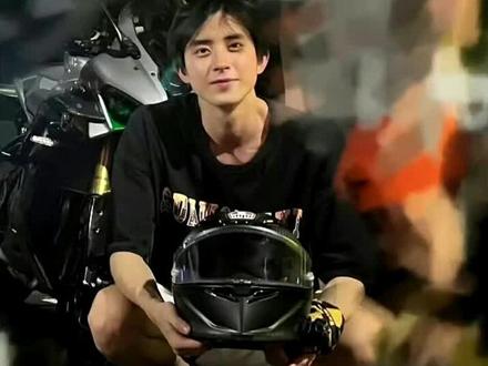我哥哥是突然变好的吗? 😂#敖瑞鹏#奔跑吧 #奔跑吧天路篇