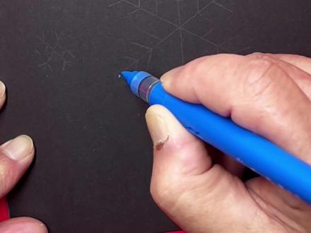 下雪了,画个雪花吧!