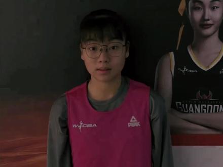 冯敏敏试训广东队!她离职业有多远? #青年创作者成长计划 #冯敏敏 #篮球也有温度#送ta上精选