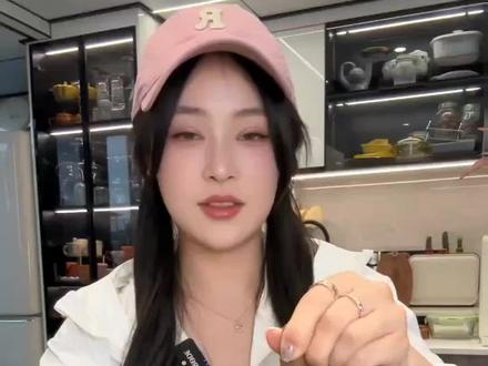 金刺宝宝我们这小地方买不到,只有网购,网购学费交够了这不就成功了吗?#开榴莲 #报恩榴莲 #吃榴莲 #开榴莲就像赌人品