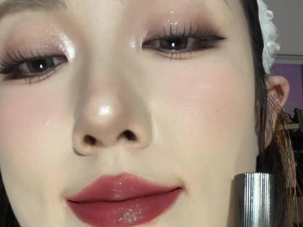 这支噼里啪啦还有人没抢到吗?#girlcult唇釉 #原相机试色