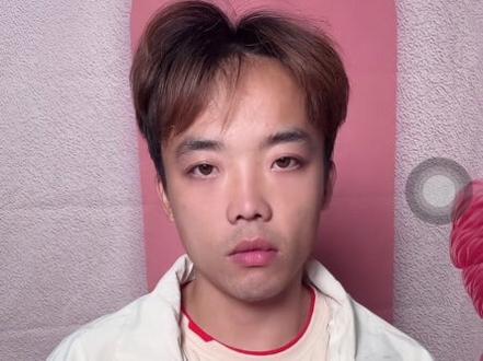 新林太难了,泪洒直播间,无论怎么做都被网暴#新林夫妻