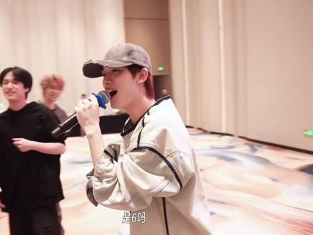 羡慕这个五代练习生可以抽到丁程鑫6万多的特等奖#五代 #丁程鑫#时代峰峻年会