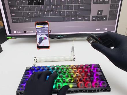 第一视角组装打瓦磁轴键盘Wooting60he V2黑透键帽 满改Wooting搭配黑色镂空铝壳+浪TOU2.0冰川黑透键帽+闪钻黑航插线!##浪哥第一视角组键盘 #满改wooting #镂空铝壳 #黑透键帽 #磁轴键盘