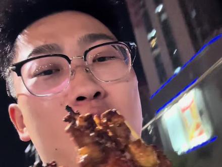 关于明天鄱阳湖半马的赛前补给我觉得我还是很专业的🤩🤩🤩#江西小炒 YYDS,明天大家#鄱阳湖半程马拉松 加油,祝大家顺利完赛顺利Pb,赛场见#跑步我是认真的