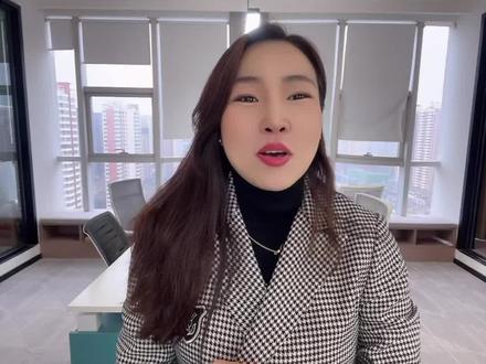 希望能给我敏感肌的粉丝们提供最好的。雅莎尔作为上市公司福布斯排行前100的,有足够的专家团队,这是一款作为三甲医院皮肤用的屏障修护乳。一定对你有帮助。今天首发价格至少拍2瓶!#护肤品公司#直播间
