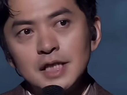 #将爱却晚秋
李健唱哭国外老爷爷#音乐现场