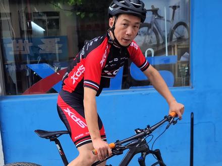#山地自行车 #自行车技巧 @喜德盛官方旗舰店 #公路自行车 锁鞋注意事项