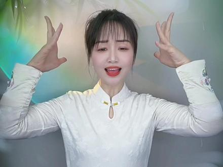 一年一清明,一岁一追思!清风化雨,思念绵长. !#安安手势舞