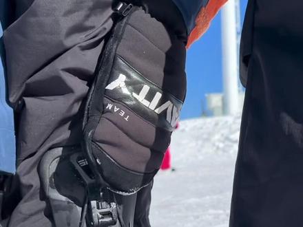 喜欢镜头里的每个故事#SP快穿固定器 #东技会#滑雪装备 #单板滑雪