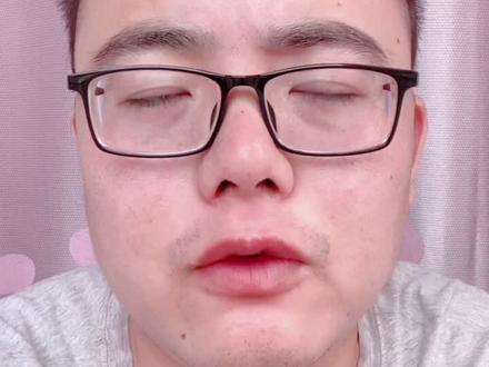 为什么父母不支持孩子#复读 ,为什么说服不了他们?拍这段视频时,我真的很同情很可怜这样的父母,为什么?