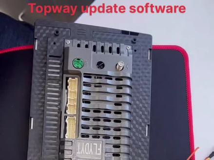 鼎威刷机方法,先插U盘,方控线接负级,然后通电