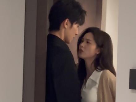 没人告诉我二搭是这样的氛围啊? #护你不只是任务#周嘉怡#短剧花絮