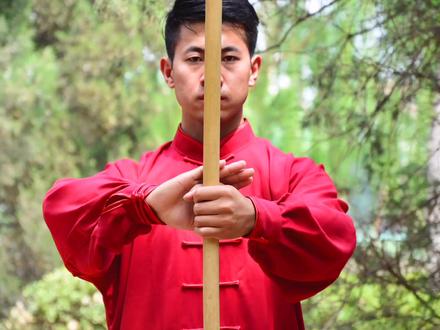 中国武术标准持棍礼#礼仪 #武术 #抱拳礼 #八极拳