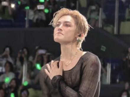 昊桃99不解释#侯明昊 #侯明昊演唱会 #粉丝 #演唱会 #宠粉