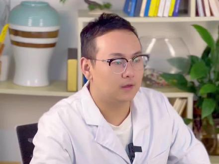 宝宝睡觉半睁眼到底是怎么回事?病理性还是生理性?#健康育儿 #科学育儿 #宝妈经验分享