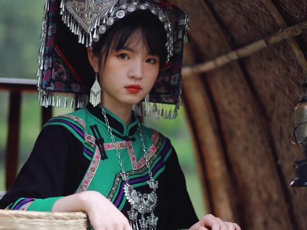 #少数民族服饰#少数民族风情 五十六个民族之布依族!#变装