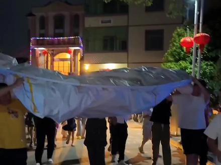 中秋节 孔明灯(俗称:火灯)辉煌的一生!