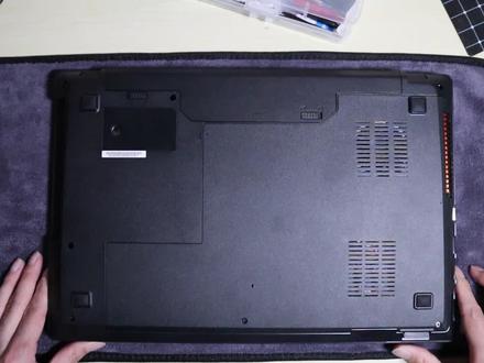 小秋搞机 神舟战神K650D 拆机清灰维护视频 更换键盘