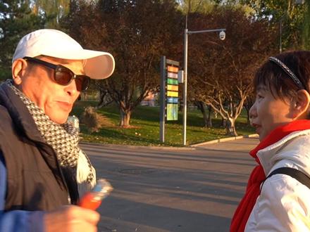 北京大爷派头十足,说八旗子弟分24旗,谈皇家园林头头是道有意思 #北京大爷 #八旗子弟 #我的生活666