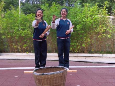#停课不停学 | 习投壶礼射,扬传统文化——传统游戏《投壶》#疫情期间老师的日常