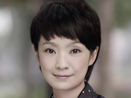 王海燕离婚分得24亿资产,成为富婆后,却转身嫁给了张嘉译。#人物故事 #王海燕 #张嘉译 #蜗居 #天下粮仓