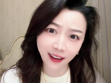 她没变,也变了 也许成为“主角”的路就是铺满荆棘,也许艺术的完美诠释就是充满牺牲,“悲剧就是把美的东西毁灭给人看”,青娥的这一生又何尝不是一种文化传承的发展写实?#秦腔 #刘浩存 #楚嘉禾 #张嘉译 #电视剧推荐