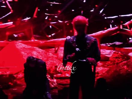 哪朵玫瑰没有荆棘#云旗 #郝熠然 #演唱会是一个巨大的乌托邦