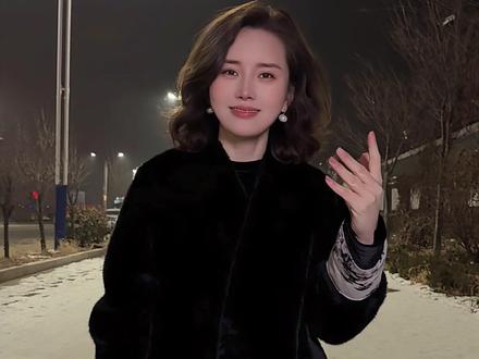 #歌曲什么雪能和你白头
昨晚的库存 什么雪能和你白头🤭