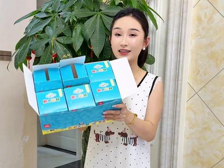 给俩孩子准备的六一儿童节礼物,六个不一样的盲盒,孩子可太开心了#礼物 #儿童玩具 #六一儿童节礼物 #玩具糖果 #玩具