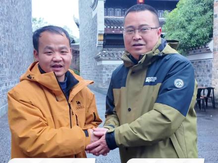 七星山荒野求生赛56号选手吴高书荣耀回归!欢迎全国各地朋友一起游玩隆里古城!#七星山 #七星山荒野求生 #锦屏 #苗王