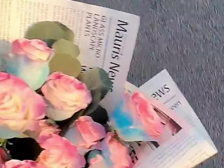 专为女性打造,种花+开店+换装,闺蜜竟然收到官方送的真花啦! #深海花园