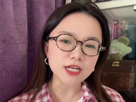 瞿颖的“便宜货哲学”其实是👉人生定价权#瞿颖 #papi热烈欢迎 #女性力量 #创作者伙伴计划