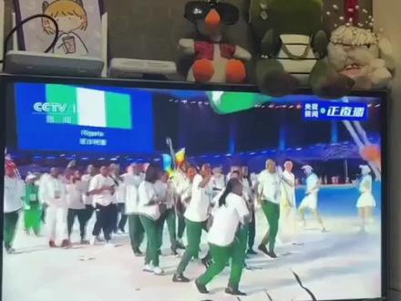 这是什么梗:我没K!恐龙扛狼扛狼扛! #恐龙扛狼扛狼扛 #我没K是什么梗 #成都旅行vlog #成都大运会 #成都周边游 @DOU+小助手 @成都巧巧