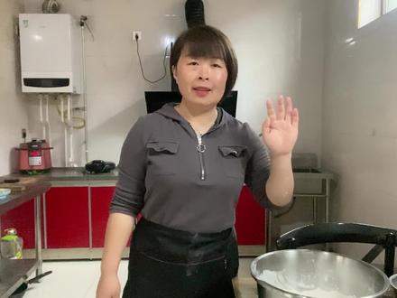曼子教你做好吃美味的烫面油煊,层次分明外酥里软,家常简单易学 #动手自己做美食 #在家做美食 #美食教程 #面食 #全民玩面粉