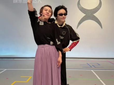 #王濛 三公舞蹈找#刘雨昕 上大师课,期待三公舞台#惊鸿一面#娱乐评论大赏