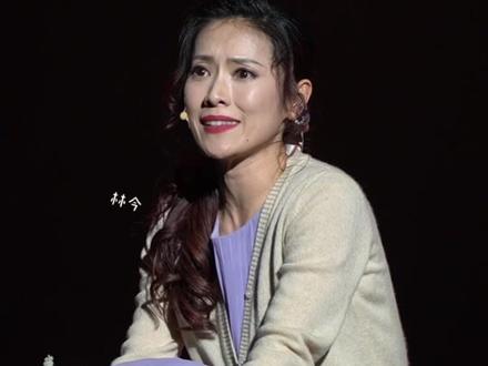 音乐剧咸鱼人丨两年多两版叶东《答案》 音乐剧《嫌疑人x的献身》
2024和2026#叶麒圣 石神哲哉小末
花冈靖子都是#徐丽东
两次特返都是歌曲《答案》,很动人也很心碎的一首歌
#音乐剧 #演出 #剧场