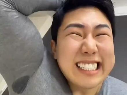 你想喝“椰”子汁是吧!@运动员李明轩 #椰子汁