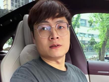英伟达与AMD,这两个显卡品牌对于小白普通人应该如何选择?#重庆Faker卖电脑 #电脑显卡 #电脑知识