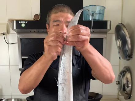 愁着收拾鱼的该看看了,在老王手里就是如此简单。#海鲜 #老王的海鲜生活 #