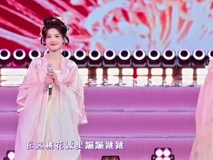 洗衣粉儿 噜噜晓 太美了#舞台 #卢昱晓 #卢昱晓跨年晚会