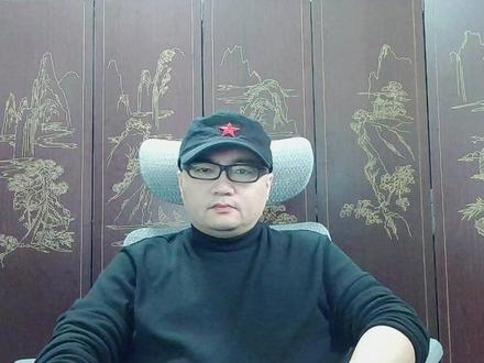 连上四台春晚,乐龄人士和年轻人都欢迎,冯巩才是“国民男神”