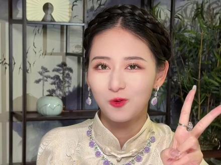 刘思懿评选“刘思懿”?看看谁模仿我最像! #手镯懿姐 #当我模仿刘思懿验镯子 #各行各业申请加入刘思懿挑战 #刘思懿 #思懿翡翠老板娘