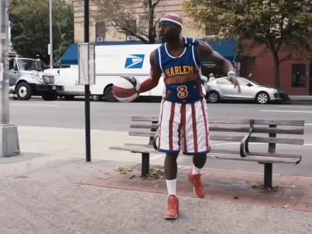 哈林篮球队于纽约Greenwich Village外场。#篮球🏀 #街球 #哈林篮球队
