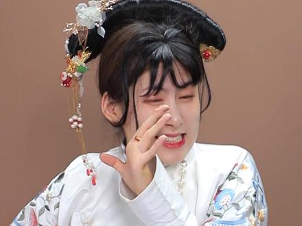 太后和皇上竟打起来了,宠妃都疯了。#国风合伙人 #一定要看到最后