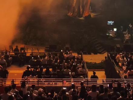 单依纯二巡深圳首场全记录,已抢到票的别看版(1/6)#单依纯演唱会