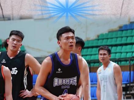 一场球,打热21座城:粤BA为什么一开场就火了?3月21日晚19:30,广州天河体育中心体育馆,粤BA揭幕战开打,广州队主场对中山队。#广东城市体育联赛