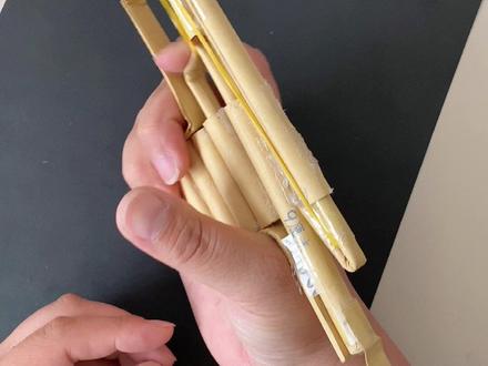 #手工diy #儿童创意手工 #折纸教程 #手工教程 #折纸手枪 用折纸做可以发射子弹的简易玩具手枪给你的臭宝吧!