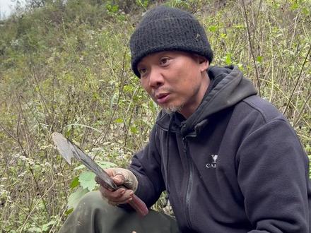 54号“老中医”荒野求生养生局
“只要你说症状 我就可以辨症”
现场给记者“问诊”#荒野求生养生局 #七星山杯