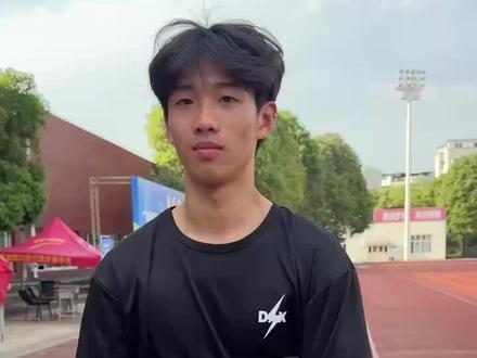 小队员成绩初见成效,新的训练模式提升很快,后续训练会一个队35人训练。由10个教练带10个队训练,每个队成绩基础不一样,总有适合你提升成绩的队伍。